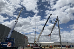 Steel Erection & Crane Hire in Melbourne
